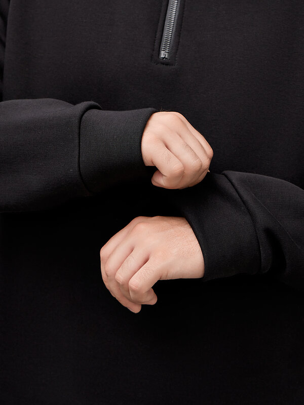 MARK FORMELLE Свитшот 573649 121870/1 черный