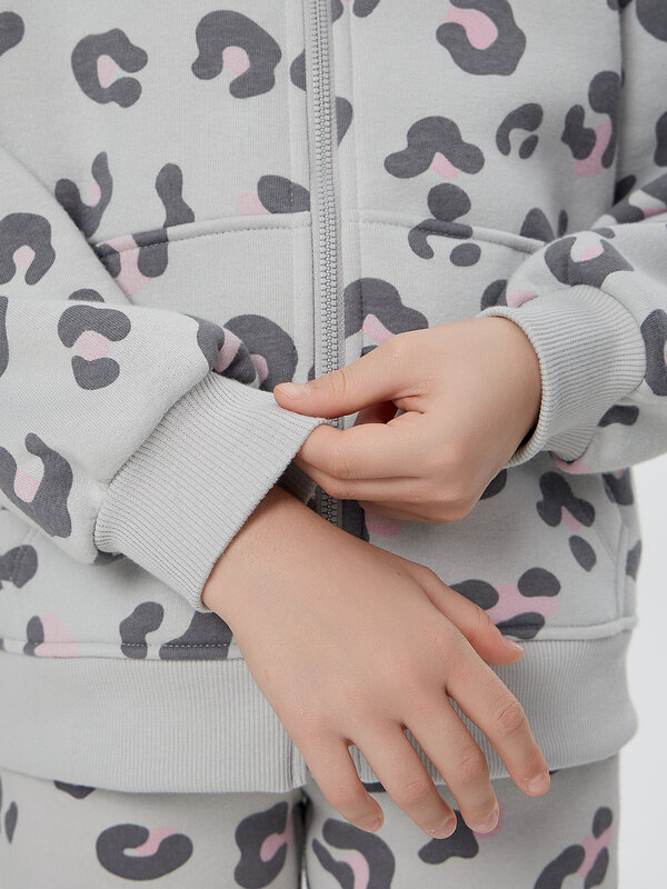 MARK FORMELLE Толстовка 573724 167737/1 леопард на св.сером