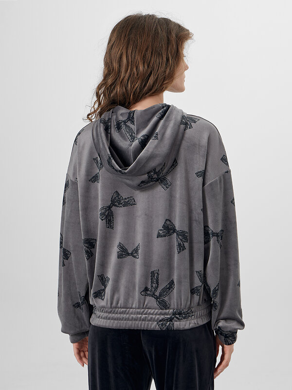 MARK FORMELLE Толстовка 573767 502984 бантики на сером