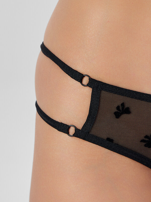 MARK FORMELLE Трусы 574023 412438-3 бантики на черном