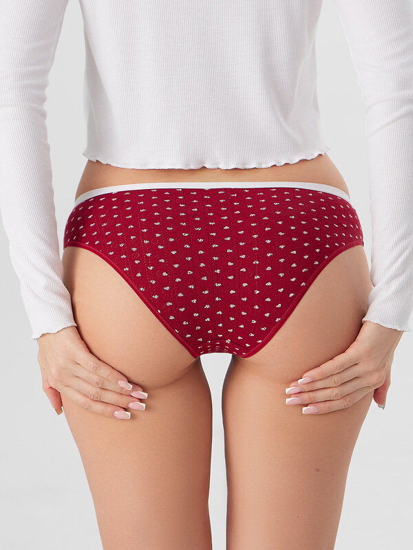 MARK FORMELLE Трусы 575001 412671 сердечки на т.красном