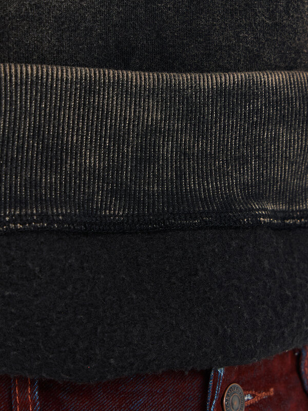 MARK FORMELLE Свитшот 575083 122778/1 ACID WASH черный