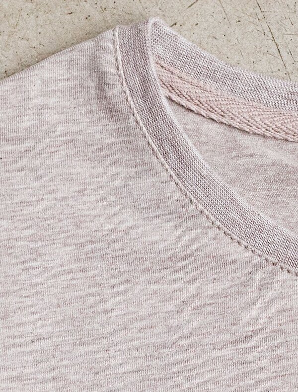 VILATTE Футболка 575149 D49.146 кофейный меланж_pomegranate