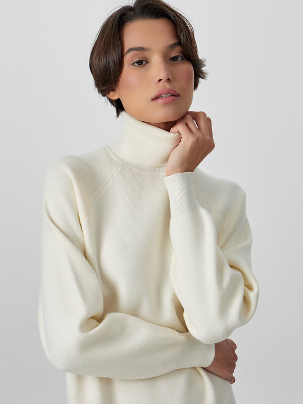 MARK FORMELLE Платье 575348 154016 молочный