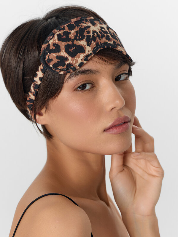 MARK FORMELLE Маска для сна 575377 212039 леопард на песочном