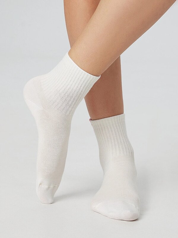 MARK FORMELLE Женские носки 575689 279K-3127 молочный
