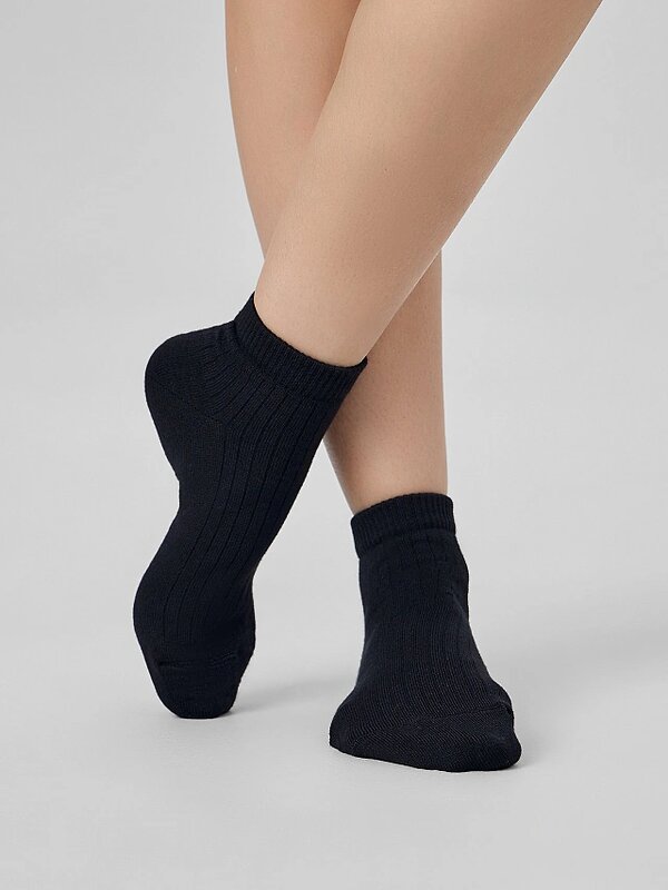 MARK FORMELLE Женские носки 575731 398K-3368 черный