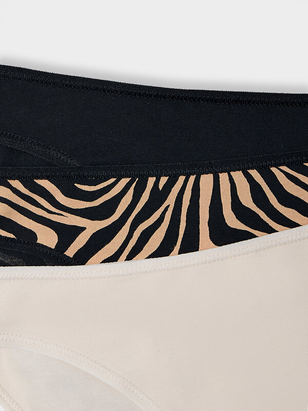 MARK FORMELLE Трусы 576029 412286-3 анималистичный принт на бежевом