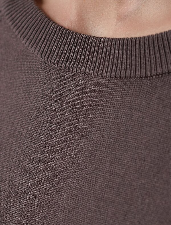 VILATTE Джемпер 576123 D39.403 кофейный