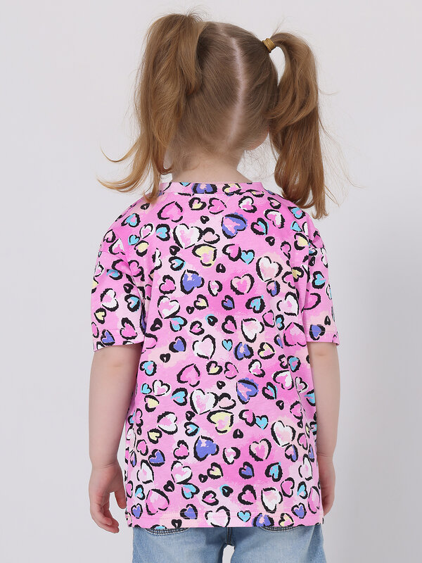 Апрель Футболка 576690 2ДДФК5839001н светло-розовый+сердечки леопард на розовом / Мечты о рыбе