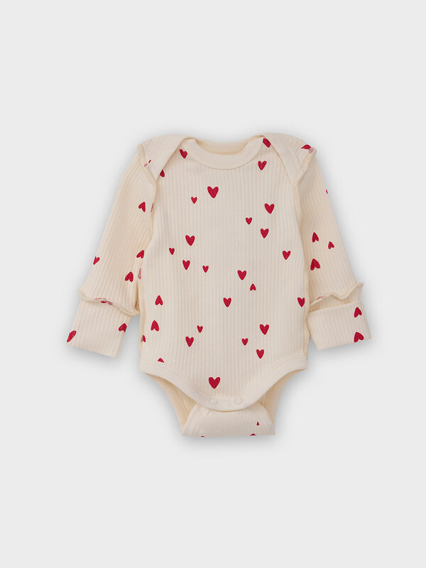 MARK FORMELLE Комплект 576709 89406-1 сердечки на молочном +красный