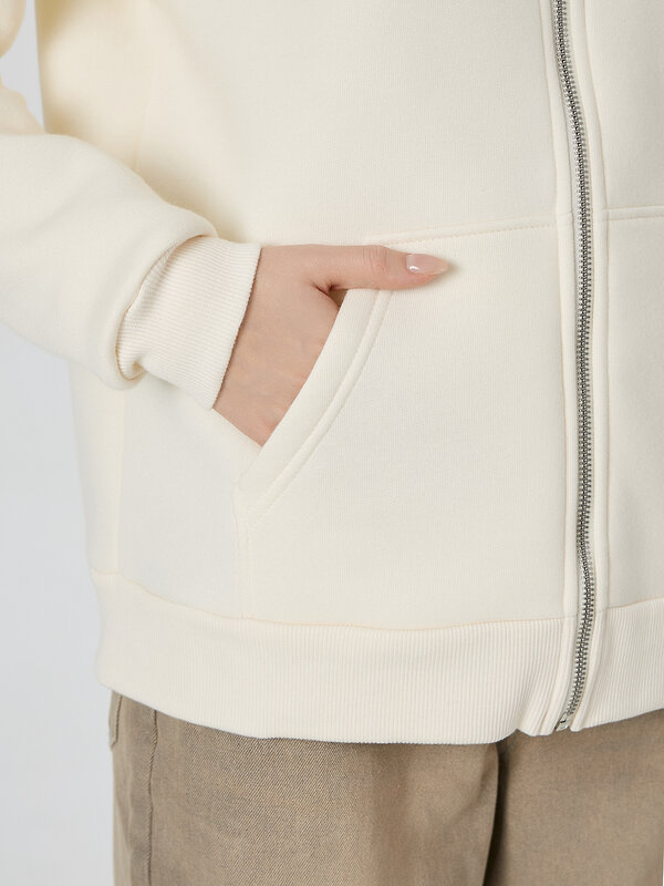 MARK FORMELLE Толстовка 576739 362059/1 молочный