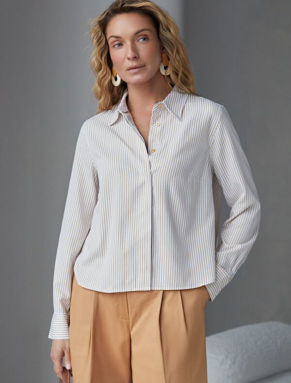 VILATTE Блузка 577460 D29.322 белый-бежевый