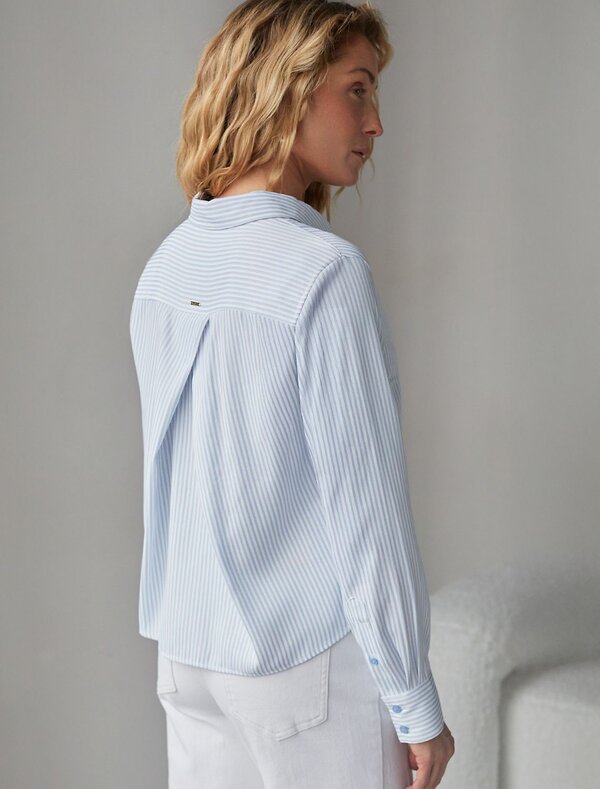 VILATTE Блузка 577461 D29.322 белый-голубой