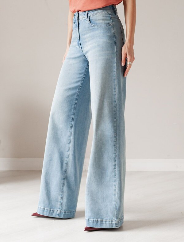 VILATTE Джинсы 577471 D54.306 голубой