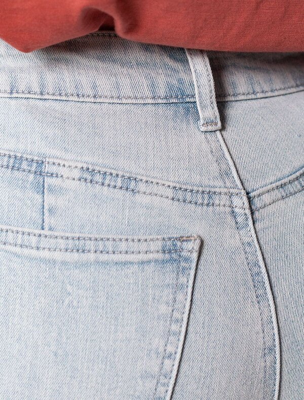 VILATTE Джинсы 577477 D54.309 св.голубой