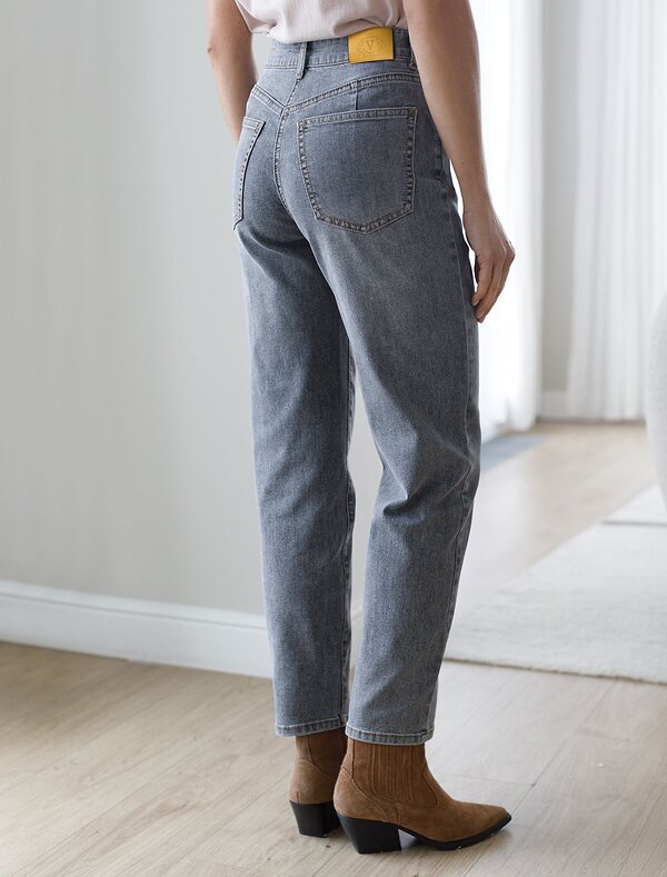 VILATTE Джинсы 577479 D54.310 серый