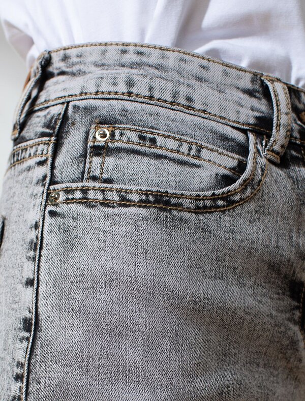 VILATTE Джинсы 577486 D54.315 серый