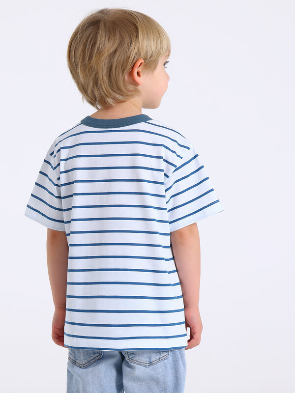 Апрель Футболка 577608 1ПДФК4331001н полоска белый+синий