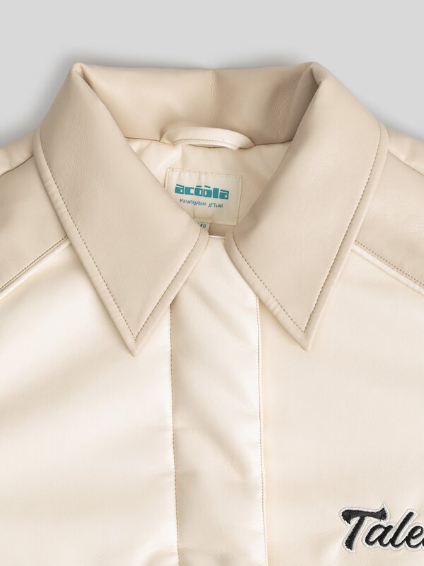 Acoola Куртка 577966 20210430005 молочный