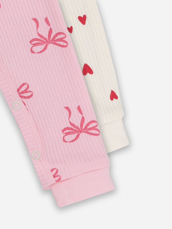 MARK FORMELLE Комбинезон 578197 14012-2 сердечки на молочном +бантики на розовой сказке