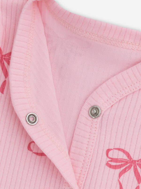 MARK FORMELLE Комбинезон 578197 14012-2 сердечки на молочном +бантики на розовой сказке