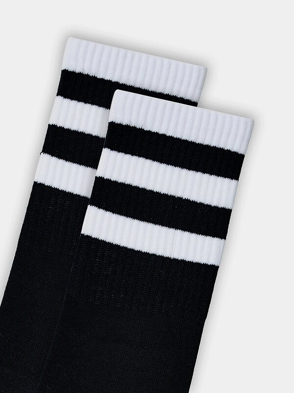 MARK FORMELLE Женские носки 578441 217K-3112 черный