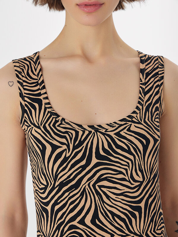 MARK FORMELLE Топ 578465 422208/1 анималистичный принт на бежевом