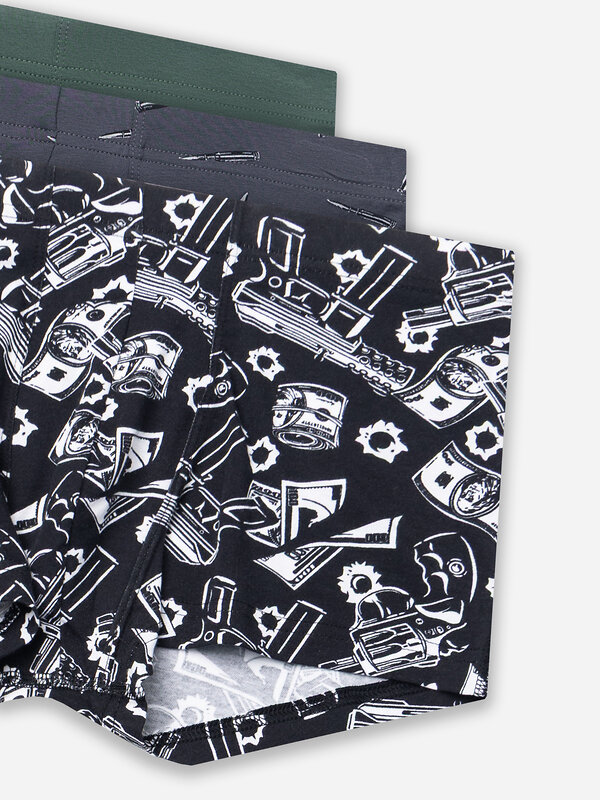 MARK FORMELLE Трусы 578506 411229-3 пистолеты и деньги на черном +хвойный лес +пули на графите
