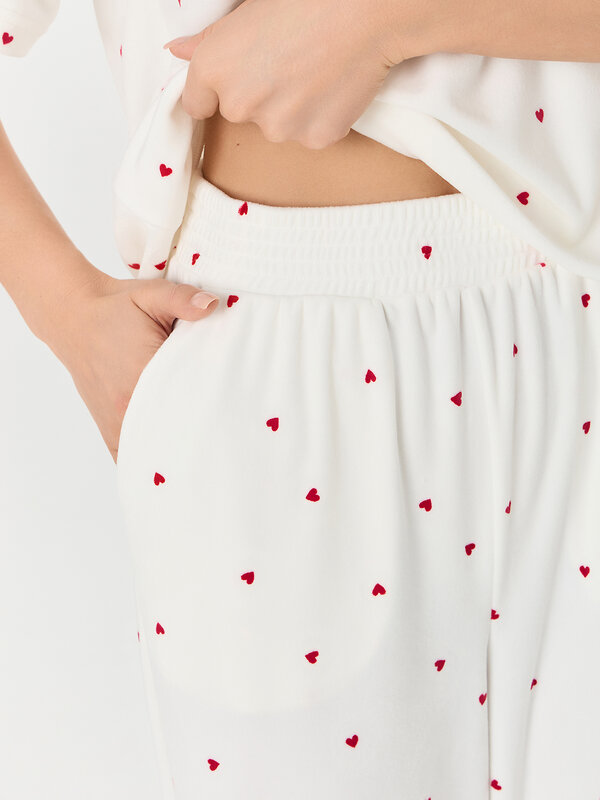 MARK FORMELLE Комплект 578902 592629 сердечки на св.молочном