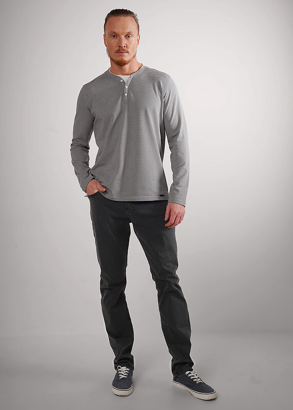 CLEVER Джемпер 579206 562656/04кжн maxi серый/белый