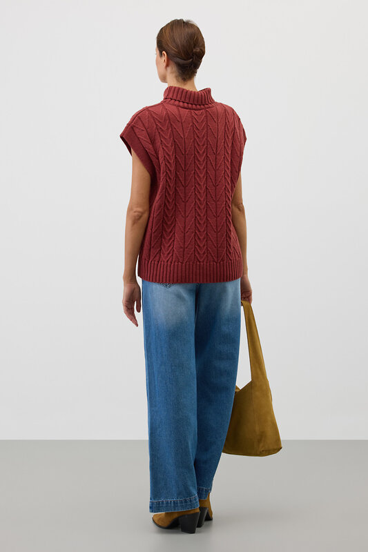 VERY NEAT Жилет 579392 ЕВ 30228/ш коричневый