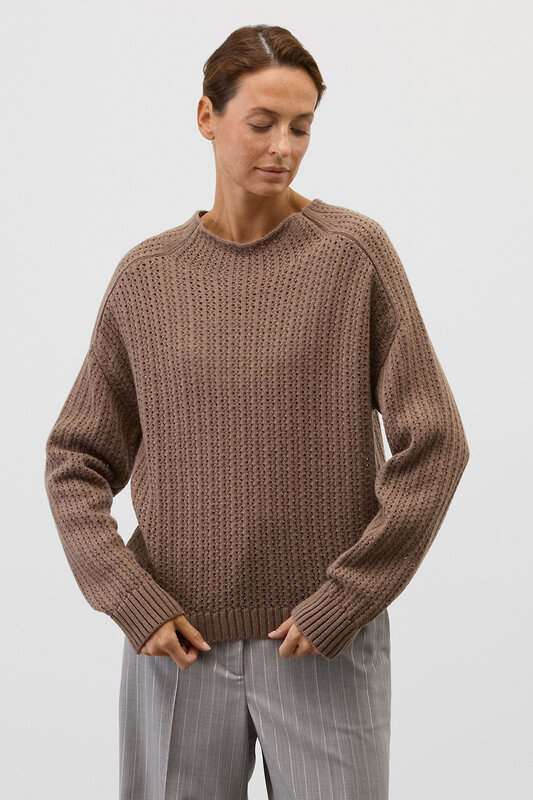 VERY NEAT Джемпер 579393 ЕВ 30222/ш коричневый