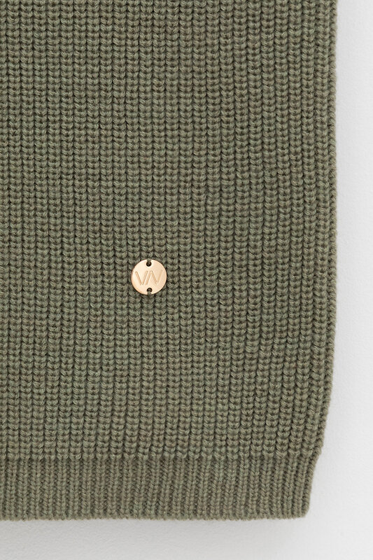 VERY NEAT Жилет 579395 ЕВ 30235/ш хаки