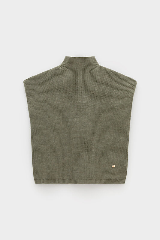 VERY NEAT Жилет 579395 ЕВ 30235/ш хаки