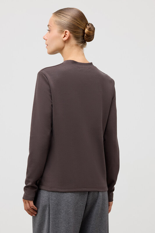 VERY NEAT Водолазка 579400 ЕВТ 3353 черный кофе