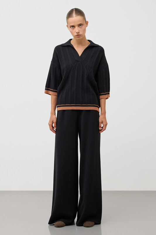 VERY NEAT Джемпер 579411 ЕВ 30224/ш черный