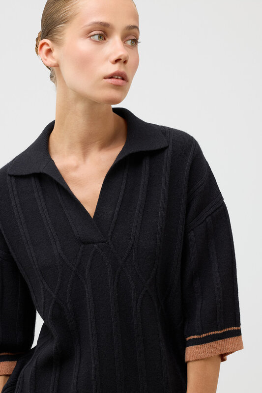 VERY NEAT Джемпер 579411 ЕВ 30224/ш черный