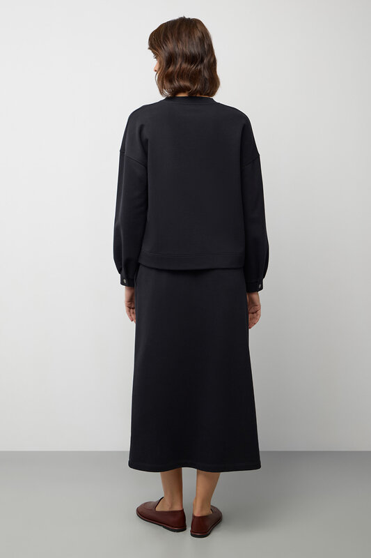 VERY NEAT Свитшот 579421 ЕВТ 3358 черный