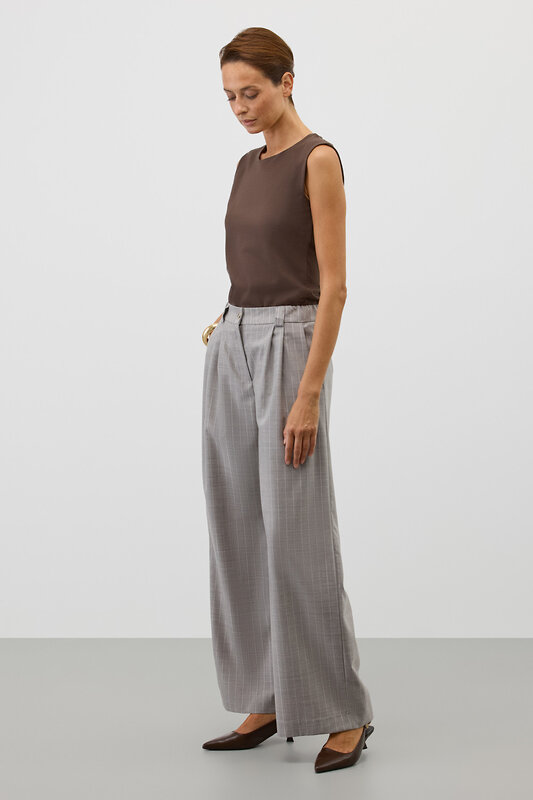 VERY NEAT Майка 579477 ЕВТ 3329 коричневый