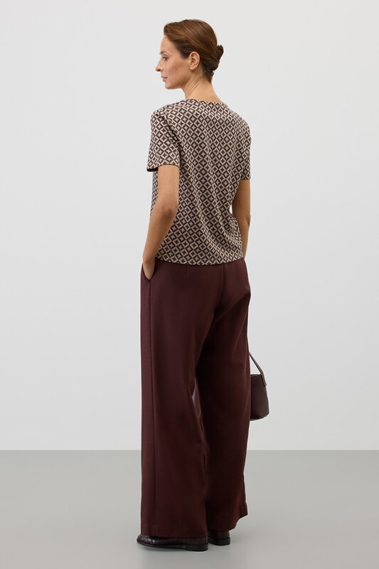 VERY NEAT Футболка 579491 ЕВТ 3216 бежевый