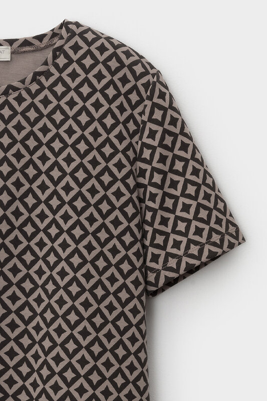 VERY NEAT Футболка 579491 ЕВТ 3216 бежевый