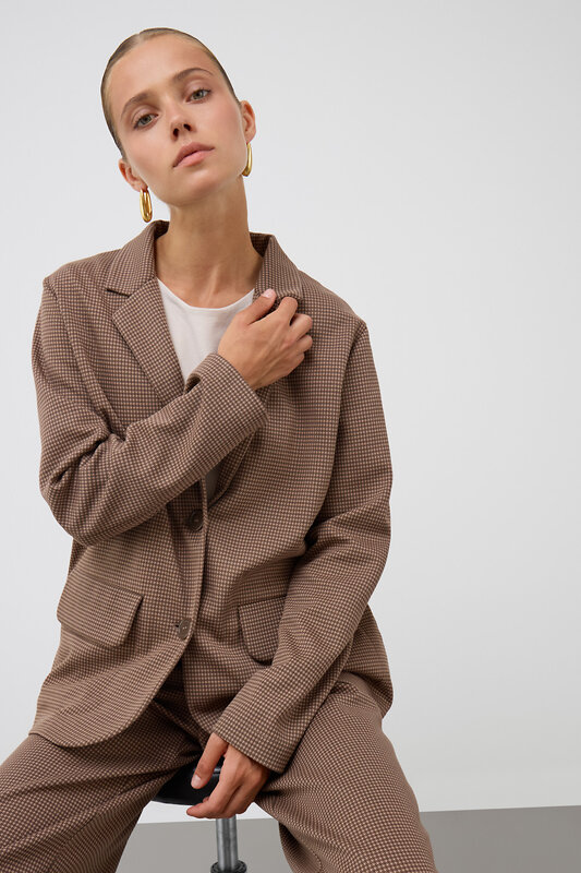 VERY NEAT Пиджак 579495 ЕВТ 3333 коричневый