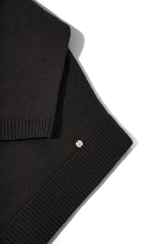 VERY NEAT Джемпер 579513 ЕВ 30256/ш черный