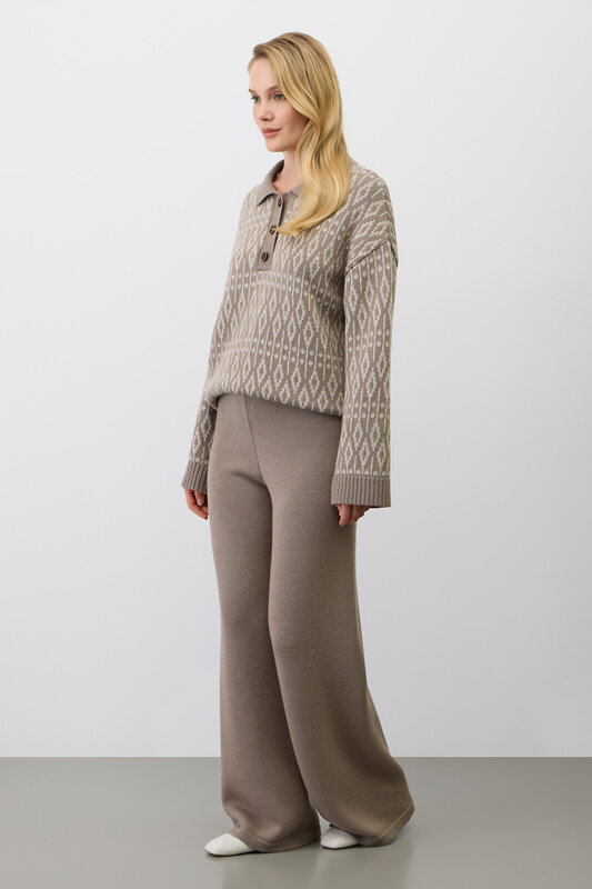 VERY NEAT Джемпер 579538 ЕВ 30244/ш коричневый