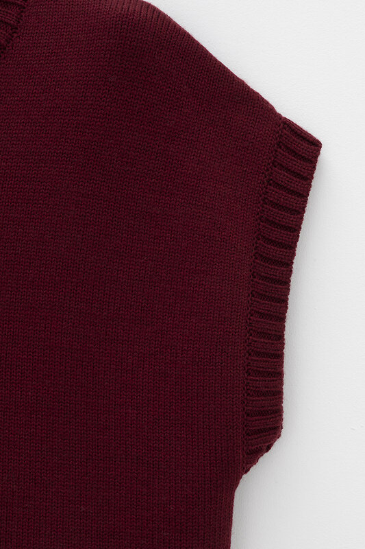 VERY NEAT Жилет 579571 ЕВ 30226/ш бордовый