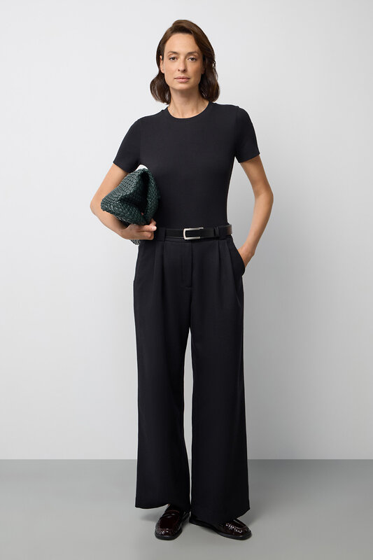 VERY NEAT Брюки 579604 ЕТ 40030 черный