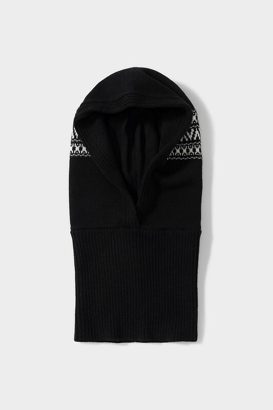 VERY NEAT Капор 579640 ЕВ 20014/ш черный