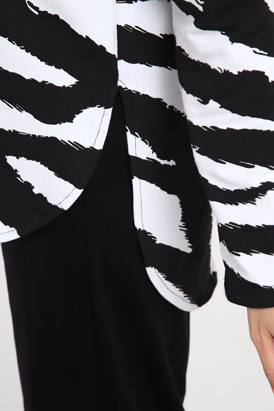 Натали Костюм 579716 24300 зебра