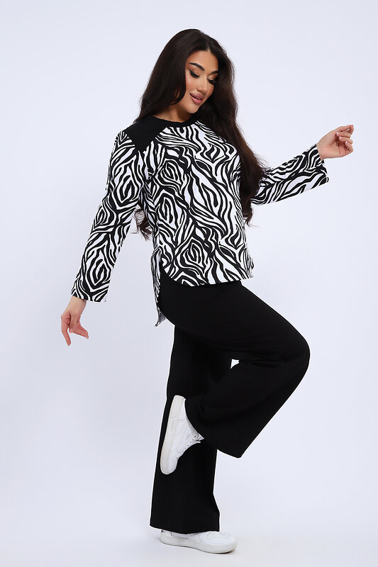 Натали Костюм 579717 24300 черно-белый